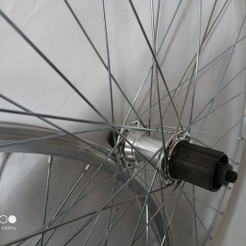 Roata de 26 fata si spate - Roti si piesele > Roti bicicleta > Roata de 26  - BikeCentral