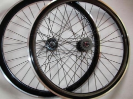 Set roti 622 fixi cu pereti inalti - BikeCentral