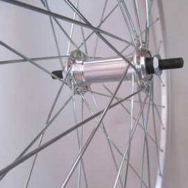 Roata fata de 26 cu perete dublu, argintiu - Roti si piesele > Roti bicicleta > Roata de 26  - BikeCentral
