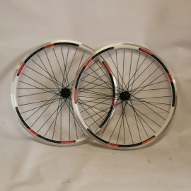 Set de roti 26 pe filet alb - BikeCentral