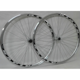 Set de roti cu pinion casetat, jenti Rapid si butuci cu rulmenti 622 - BikeCentral