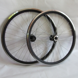 Set roti de 26 cu frana pe disc, negru in pereche 01 - BikeCentral