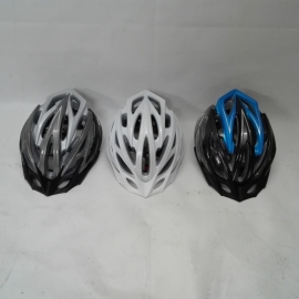 Casca de protectie cu 24 cai de aerisire - BikeCentral