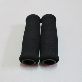 Mansoane negre cu burete si insertie plastic - BikeCentral