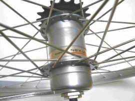 Roata de spate de 26" cu schimbator in butuc
