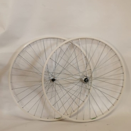 Set de roti 26-1 3/8 590 Rigida alb pe filet - BikeCentral